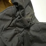کاپشن مردانه وارداتی Beiyixuan مشکی آستر قهوه ای کلاه دار دارای بند تنظیم